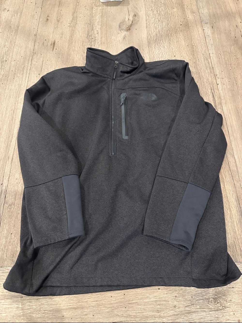 The North Face Men's Gray Half-Zip Pullover